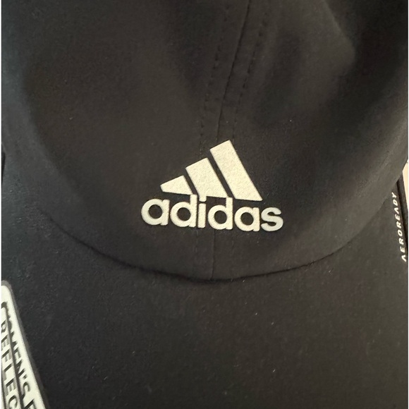 Adidas reflective women’s hat - Picture 2 of 7